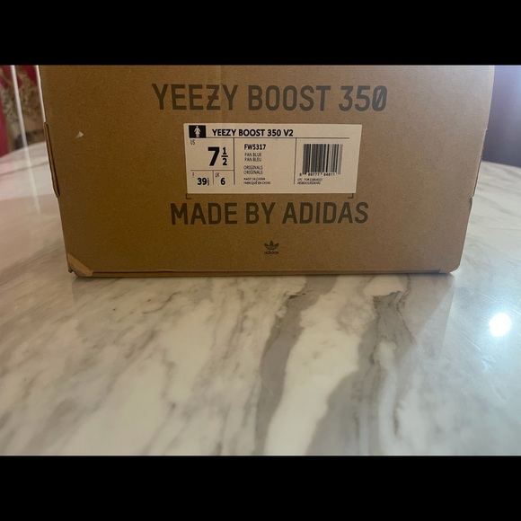 Yeezy 350 2v - Picture 10 of 13